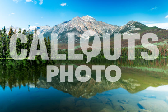 Pyramid Lake with mountains and forest 01